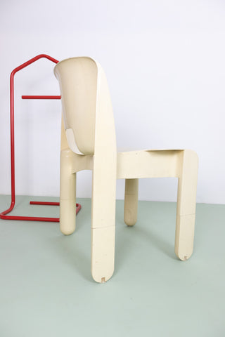 Vintage 4867 Kartell chair