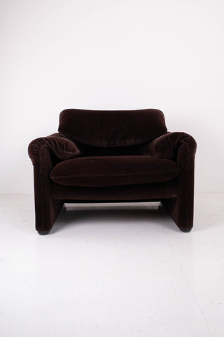 Maralunga Armchair by Magistretti for Cassina with Footstool