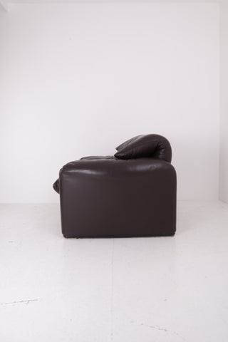 Maralunga Leather Armchair by Magistretti for Cassina