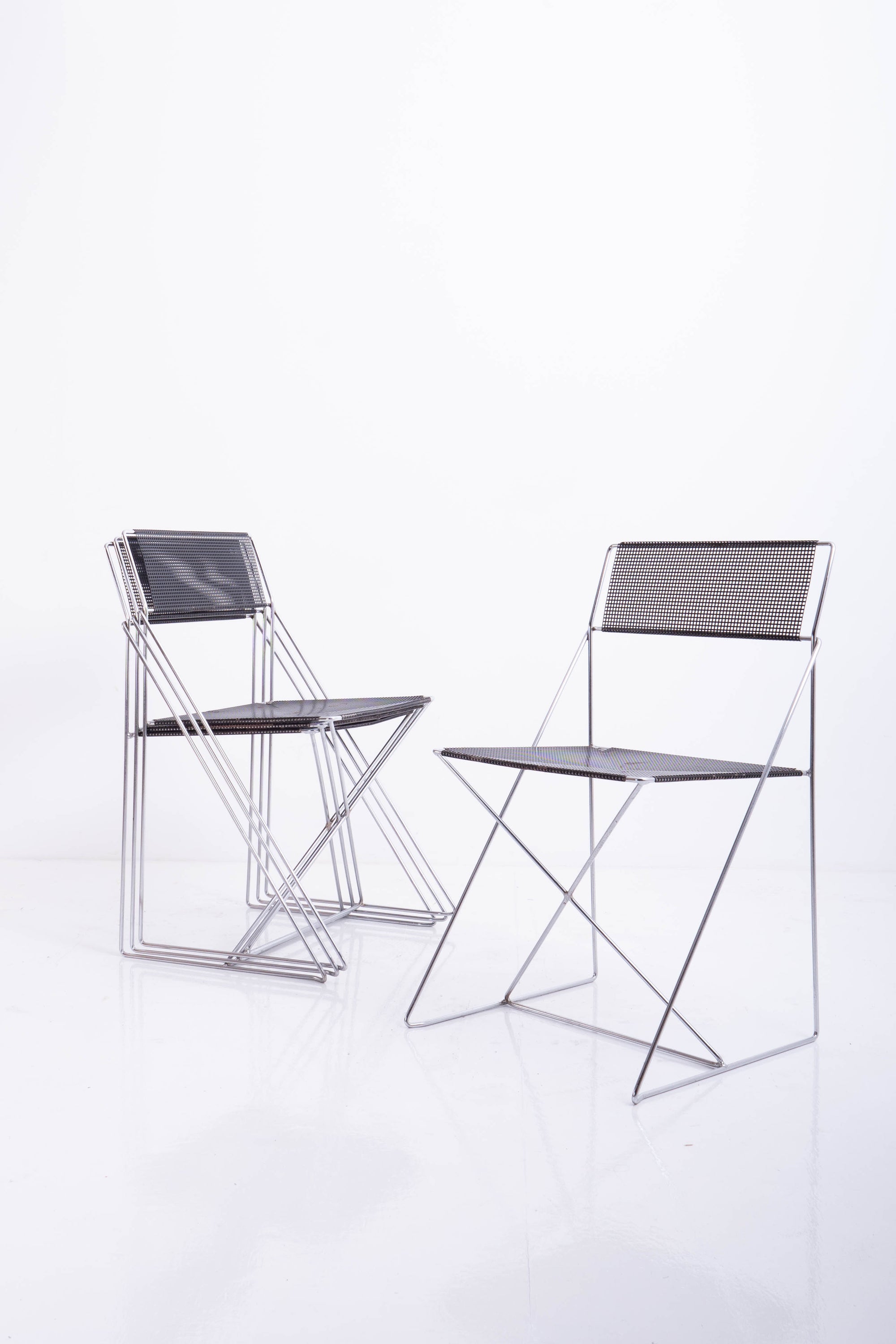80's Nuova X-Line Chairs by Niels Jørgen Haugesen for Magis | ebtd