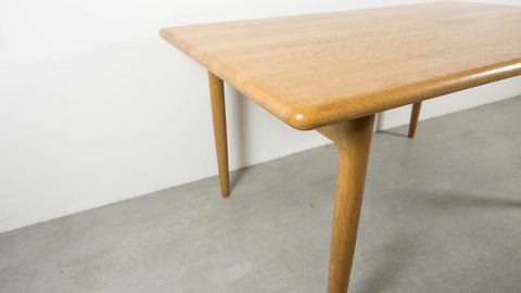Mid-century Møller table