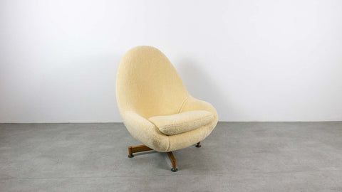 mid-century modern swivel chair