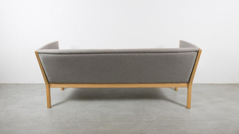 Original Wegner 285 sofa