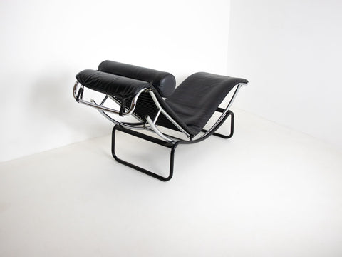 Le Corbusier-Style Recliner