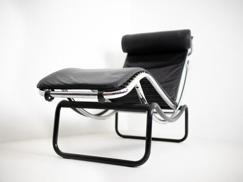 Le Corbusier-Style Recliner