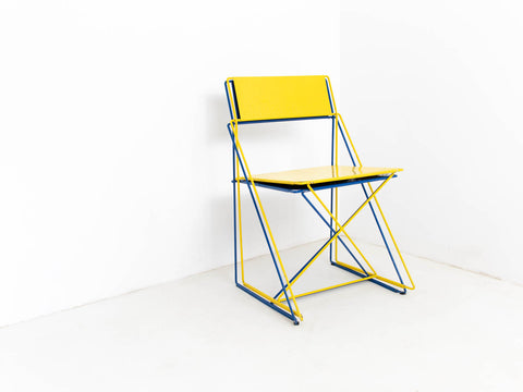 X-Line stacking chairs